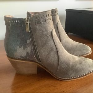 Booties, Corey’s, size 7
